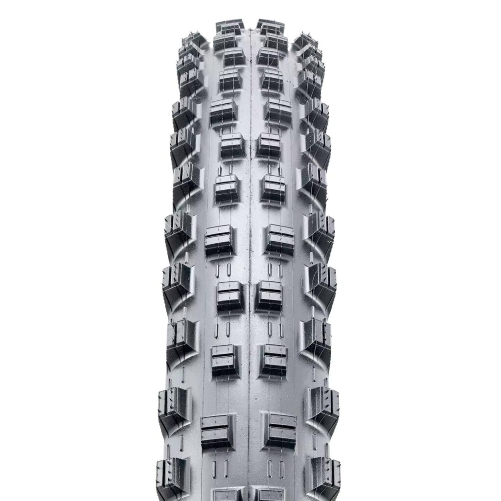 Maxxis Shorty DH Wide tire