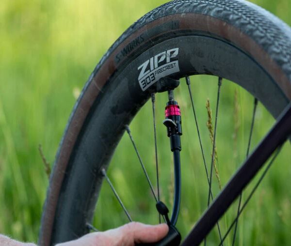 Silca Gravelero Pump // Key Features to Look for in a Bike Pump