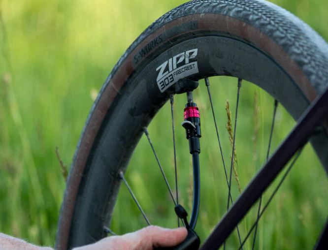 Silca Gravelero Pump // Key Features to Look for in a Bike Pump