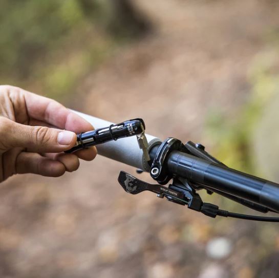 Wolf Tooth EnCase System Hex Bit Wrench Multi-Tool // Essential Features of Bike Multitools