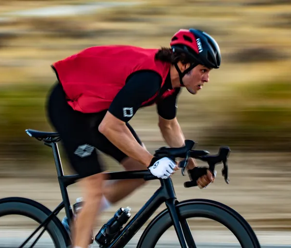 Choosing the Right Helmet Size for Road Biking