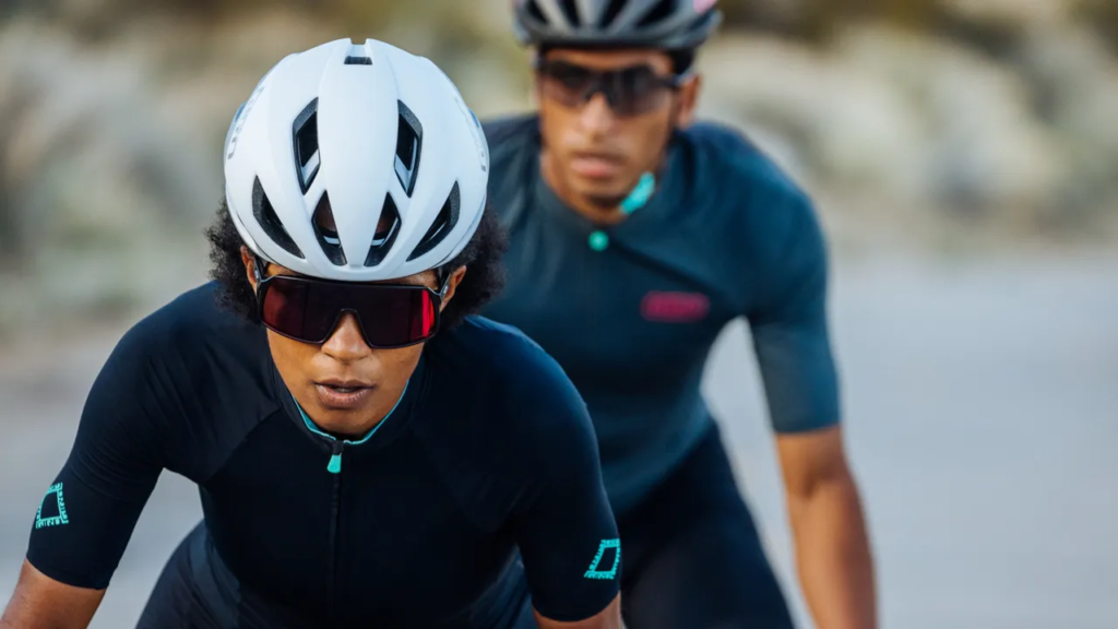 Choosing the Right Helmet Size for Road Biking