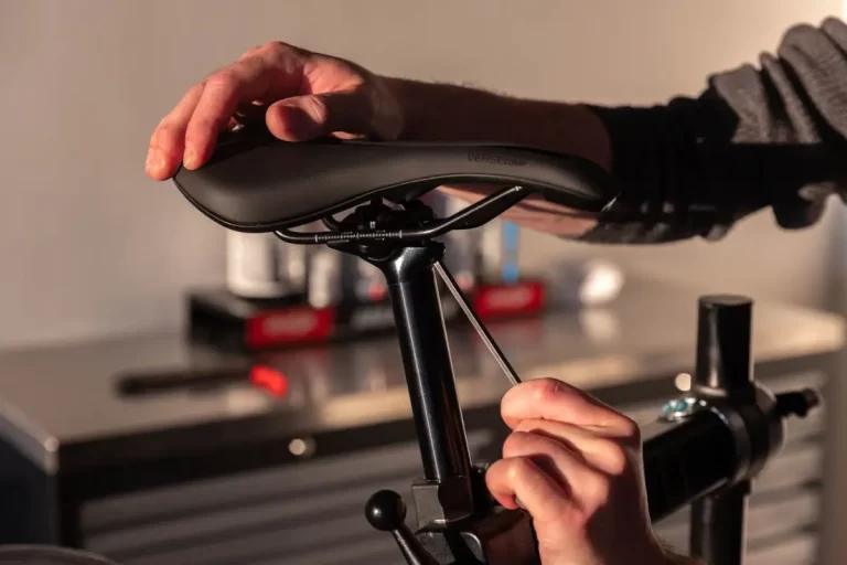 How to Set Road Bike Saddle Height: A Master Cyclist’s Guide to Comfort and Efficiency