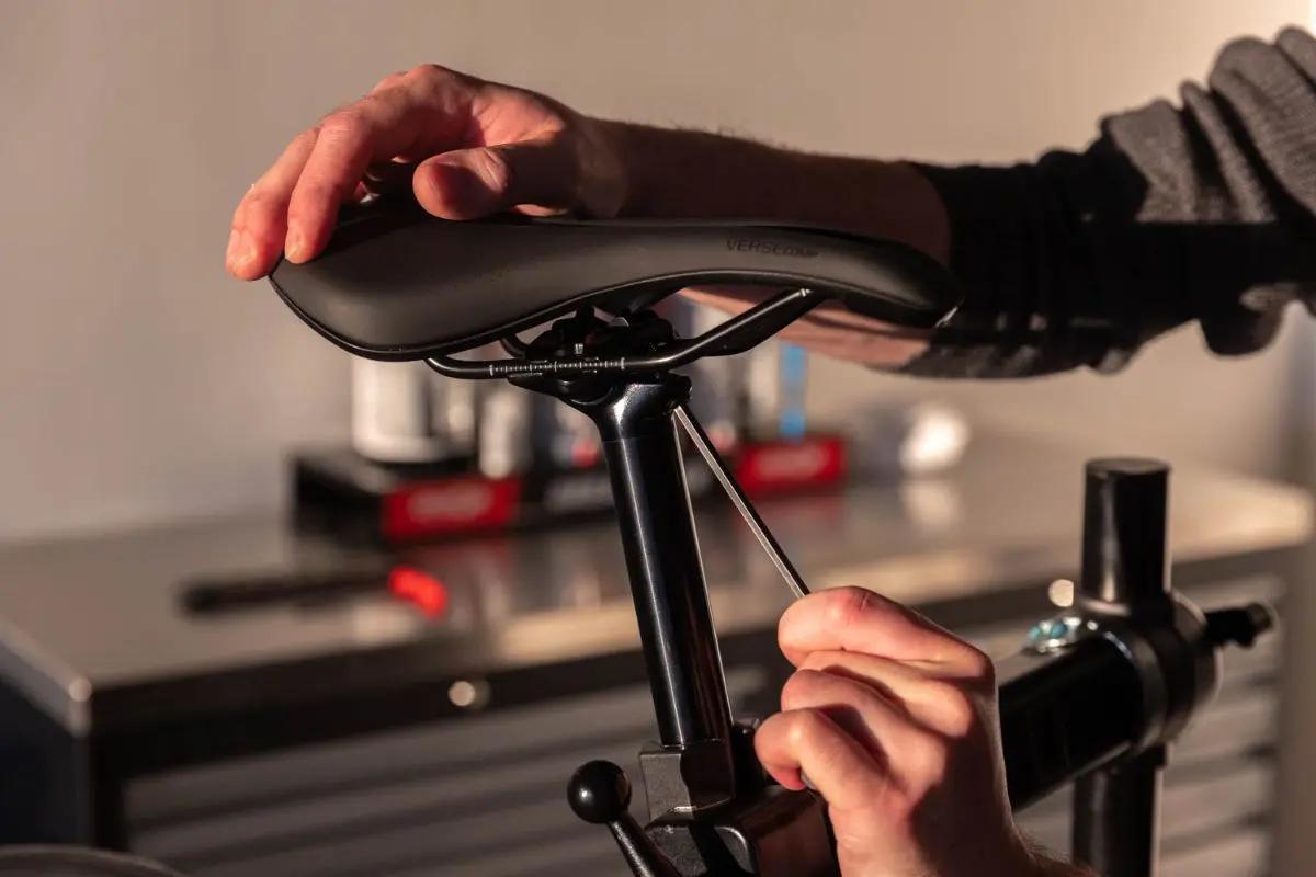 How to Set Road Bike Saddle Height