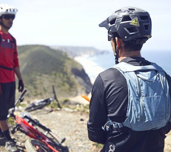 Choosing The Right Hydration Pack for Cyclists. Hydration pack by EVOC Sports