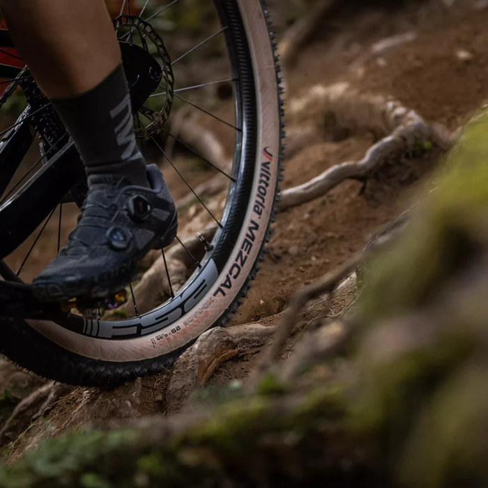 Rolling Efficiency of Cross Country Bike Tires: Insights from a Seasoned Cyclist