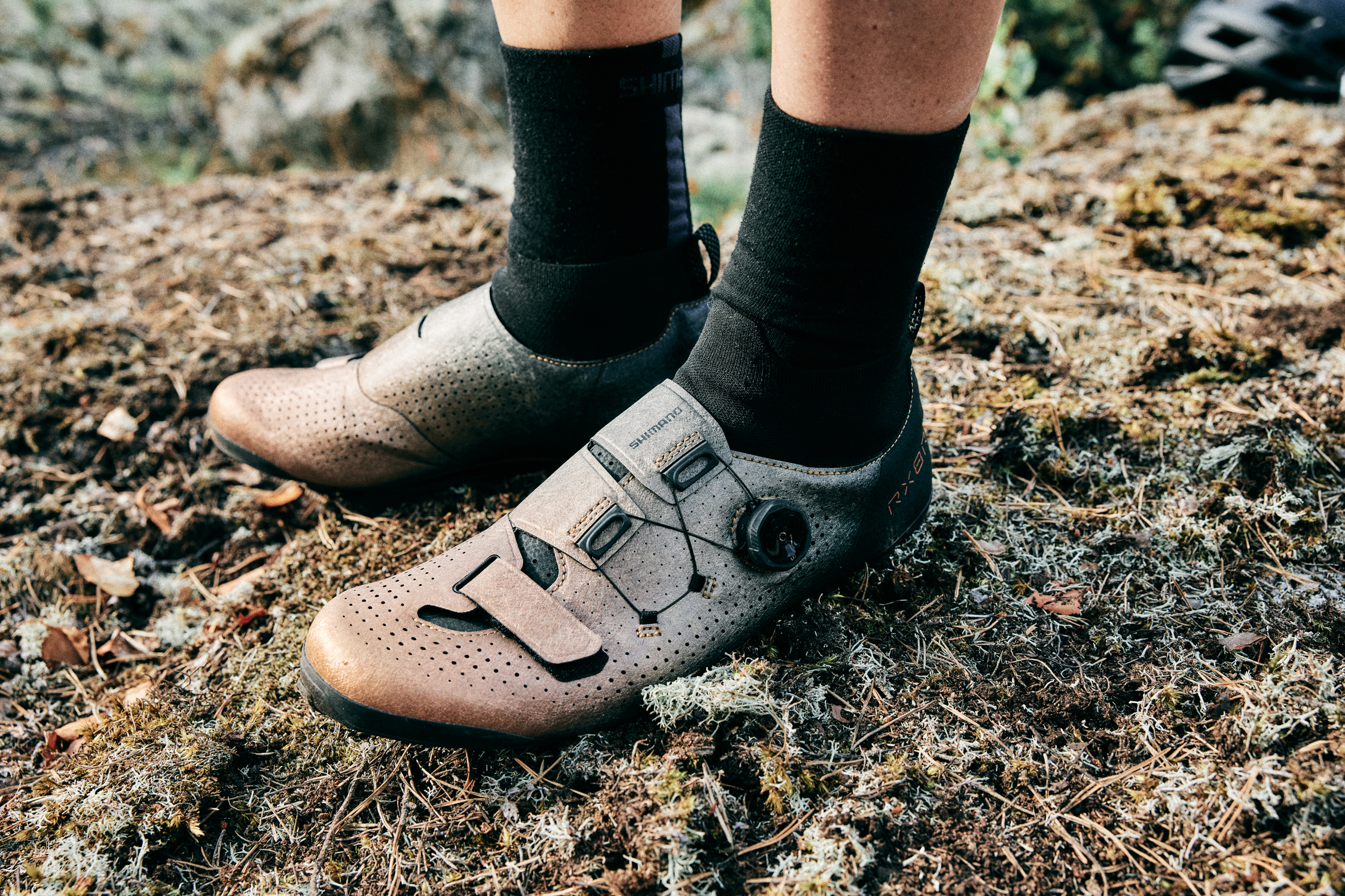 Reflective Features in Gravel Bike Shoes