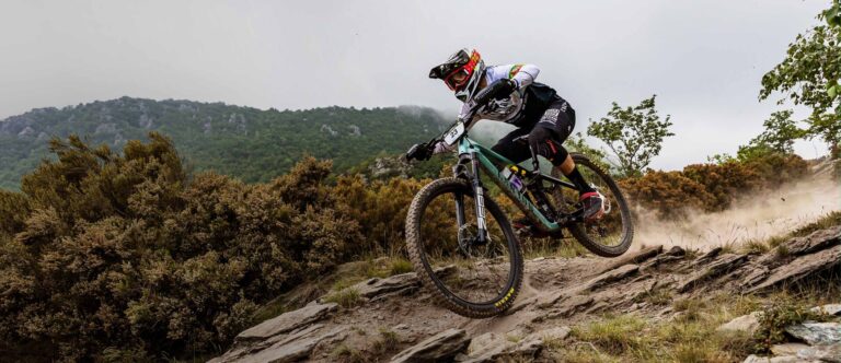 Understanding Suspension Systems in Enduro Bikes: A Master Cyclist’s Guide