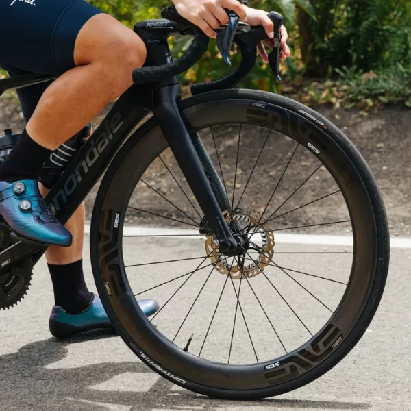 Puncture Resistance in Road Bike Tires