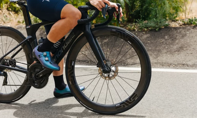 Maximizing Puncture Resistance in Road Bike Tires
