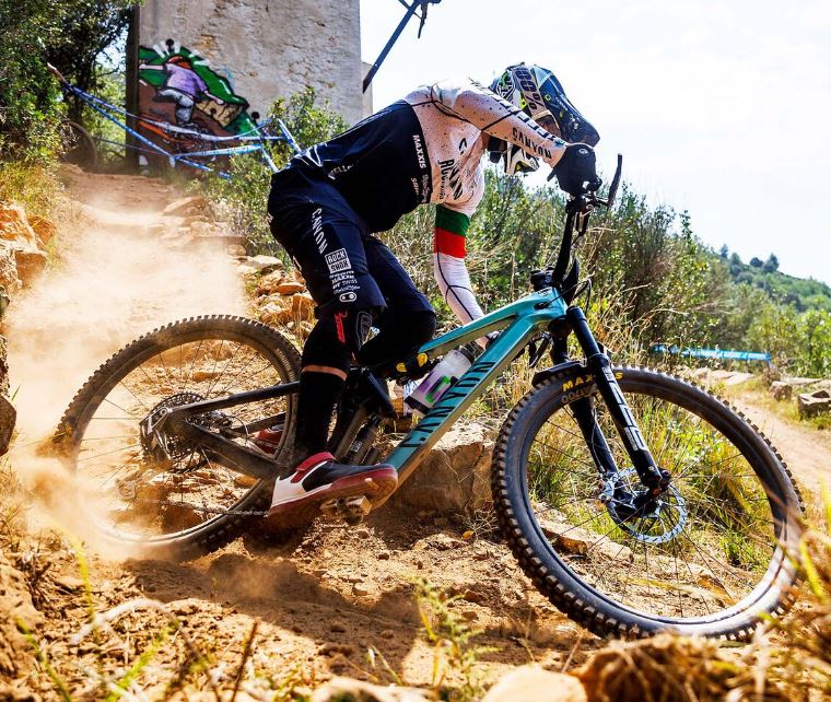 Gearing Strategies for Downhill Bikes