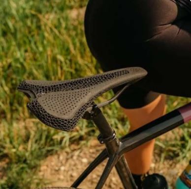 Cutout Features in Mountain Bike Saddles