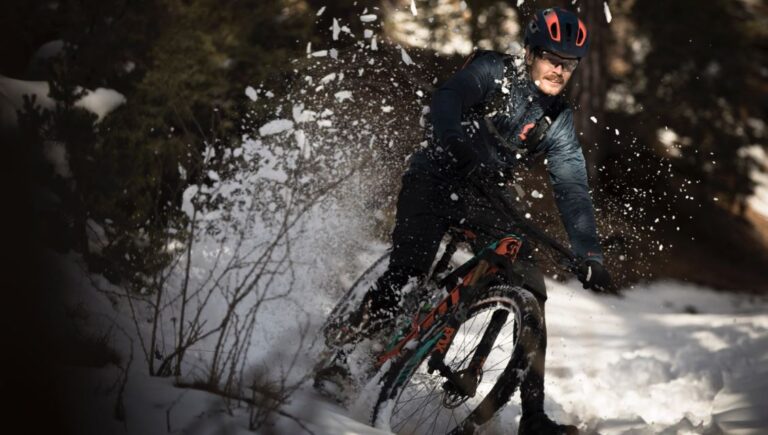 Conquering the Cold: Winter Riding with MTB Helmets
