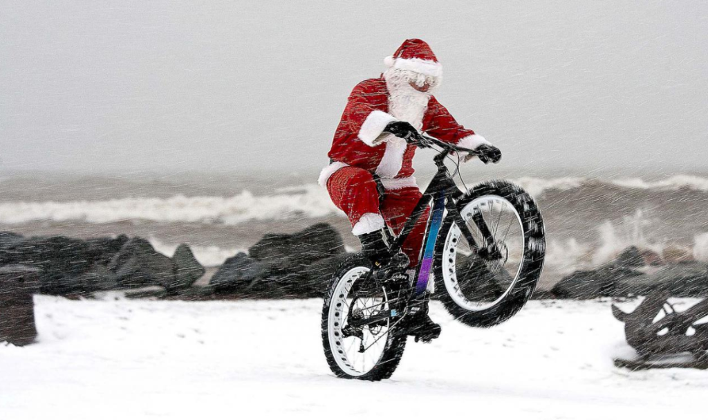 How to Maintain Your Cycling Fitness Over the Holidays